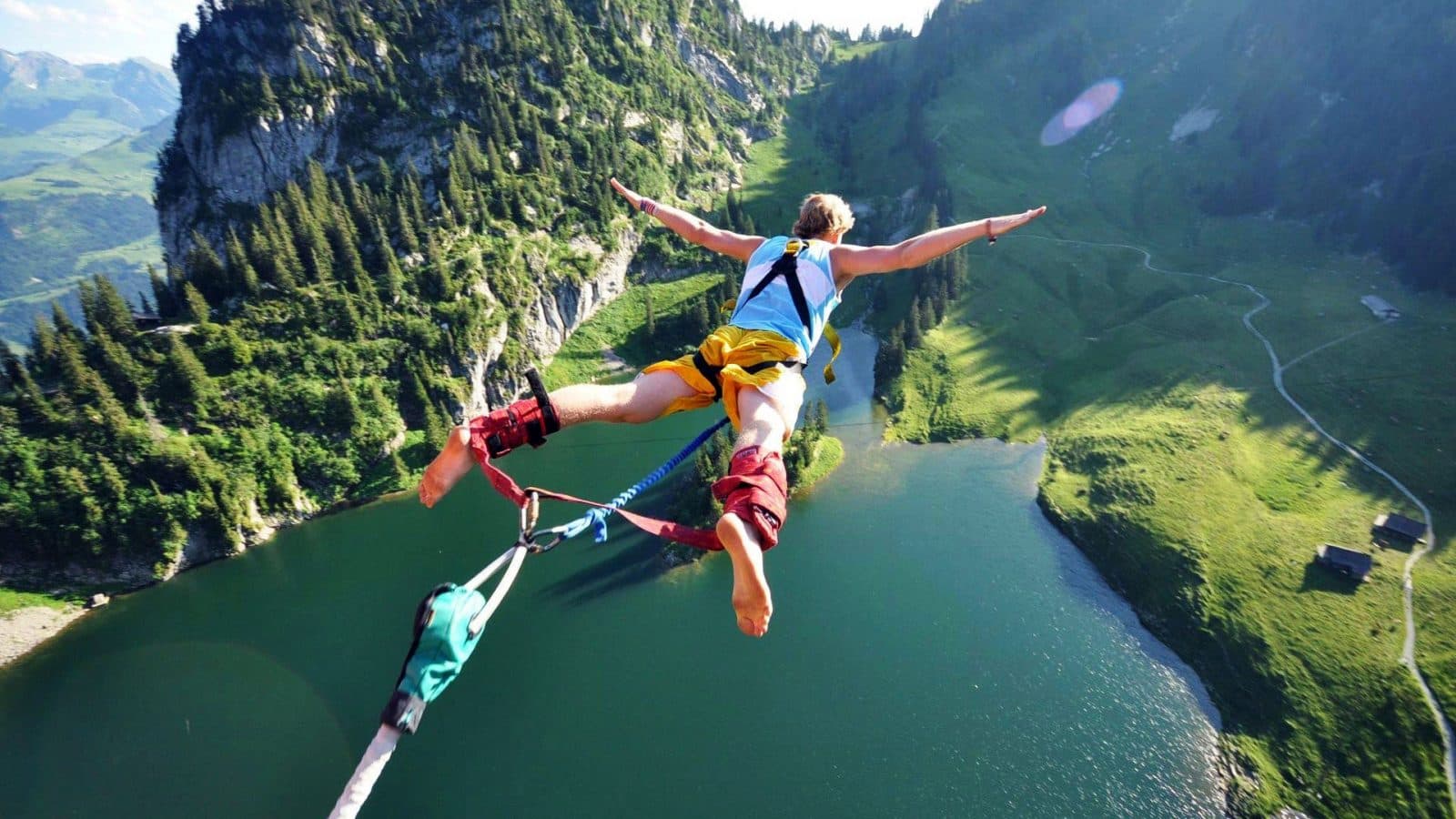 BUNJEE JUMPING – ADDIO AL CELIBATO CON ADRENALINA